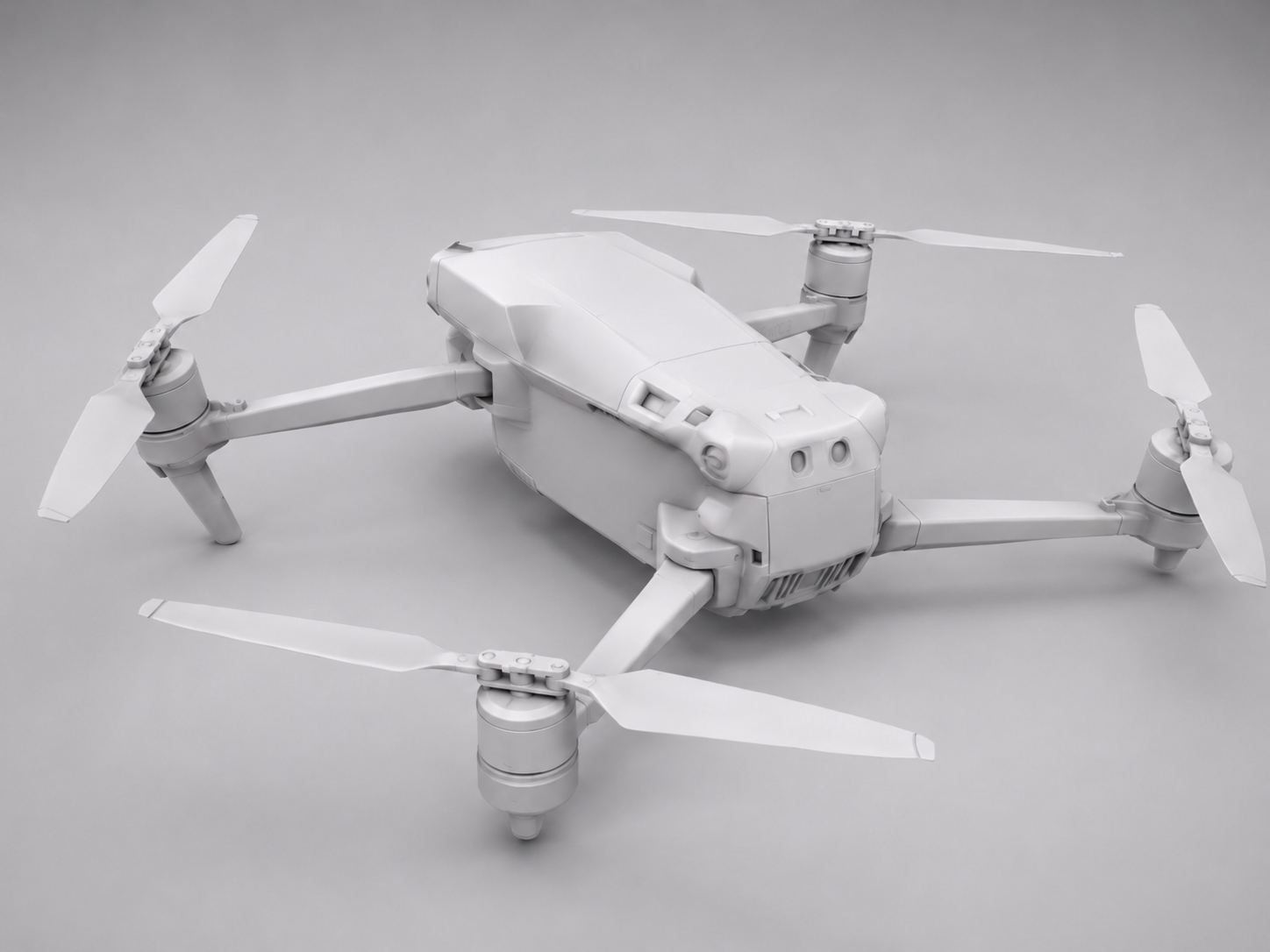 Mavic 3 White Model Back Render / Rotor Relationship